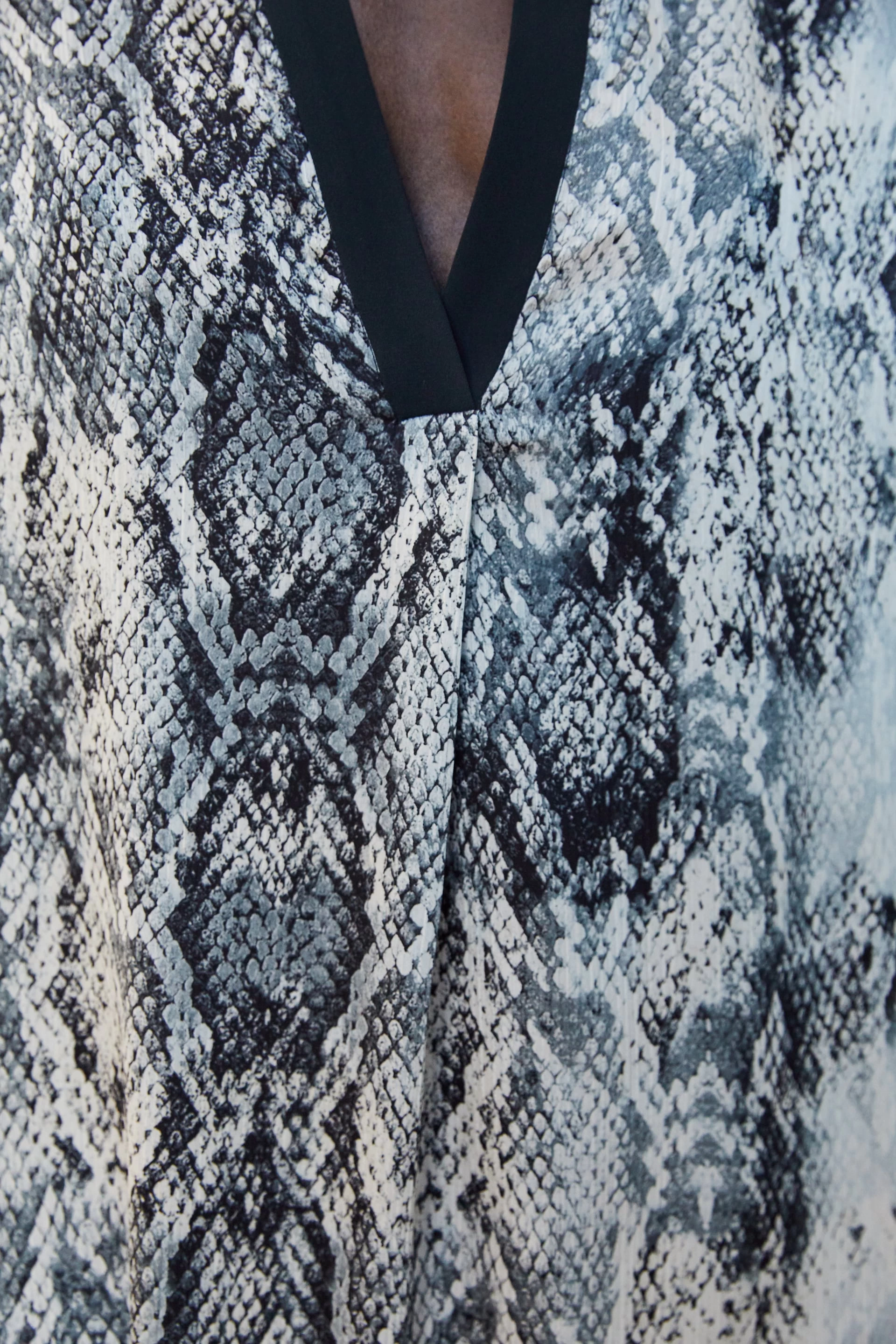 dress-16 febric
